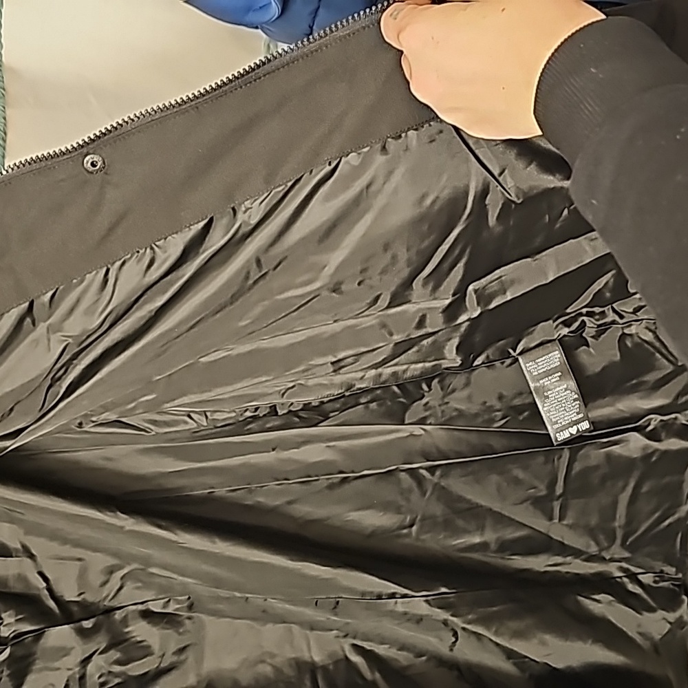 Woman's jacket - Picture 11 of 13